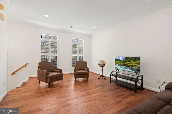 $3,250 | 47645 Weatherburn Terrace, Sterling, VA 20165