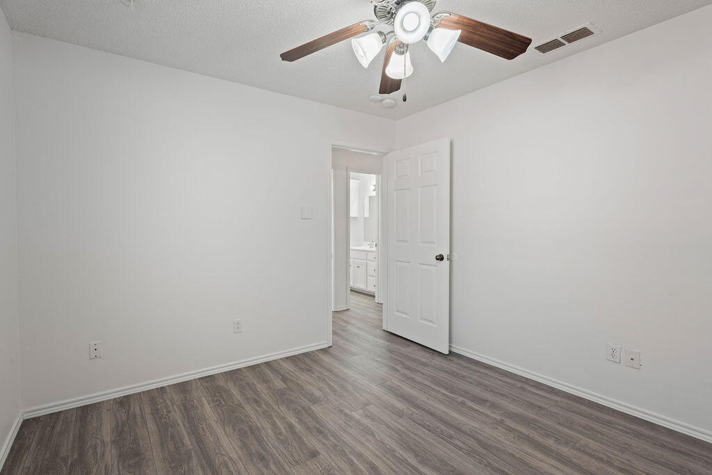 9809 Iola Avenue Lubbock, TX 79424 - Photo 19 of 29 DRG00892