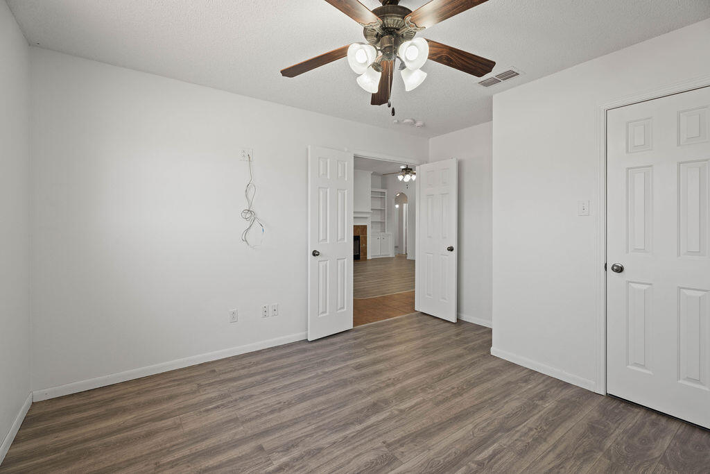 9809 Iola Avenue Lubbock, TX 79424 - Photo 21 of 29 DRG00902