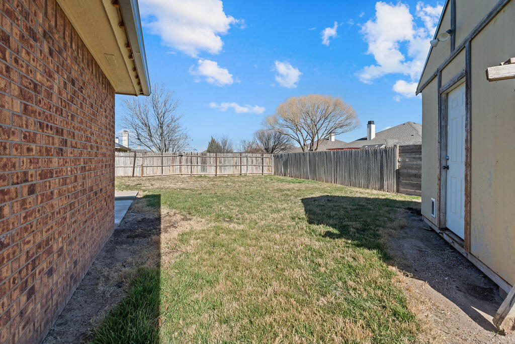 9809 Iola Avenue Lubbock, TX 79424 - Photo 29 of 29 DRG00942