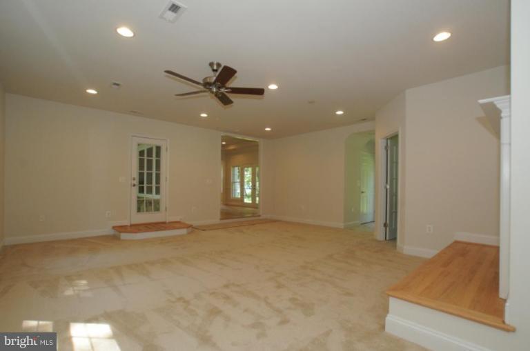 103 South Winchester Road Annapolis, MD 21409 - Photo 23 of 25 Living Room #2