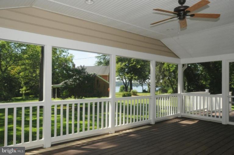 103 South Winchester Road Annapolis, MD 21409 - Photo 25 of 25 Sunroom
