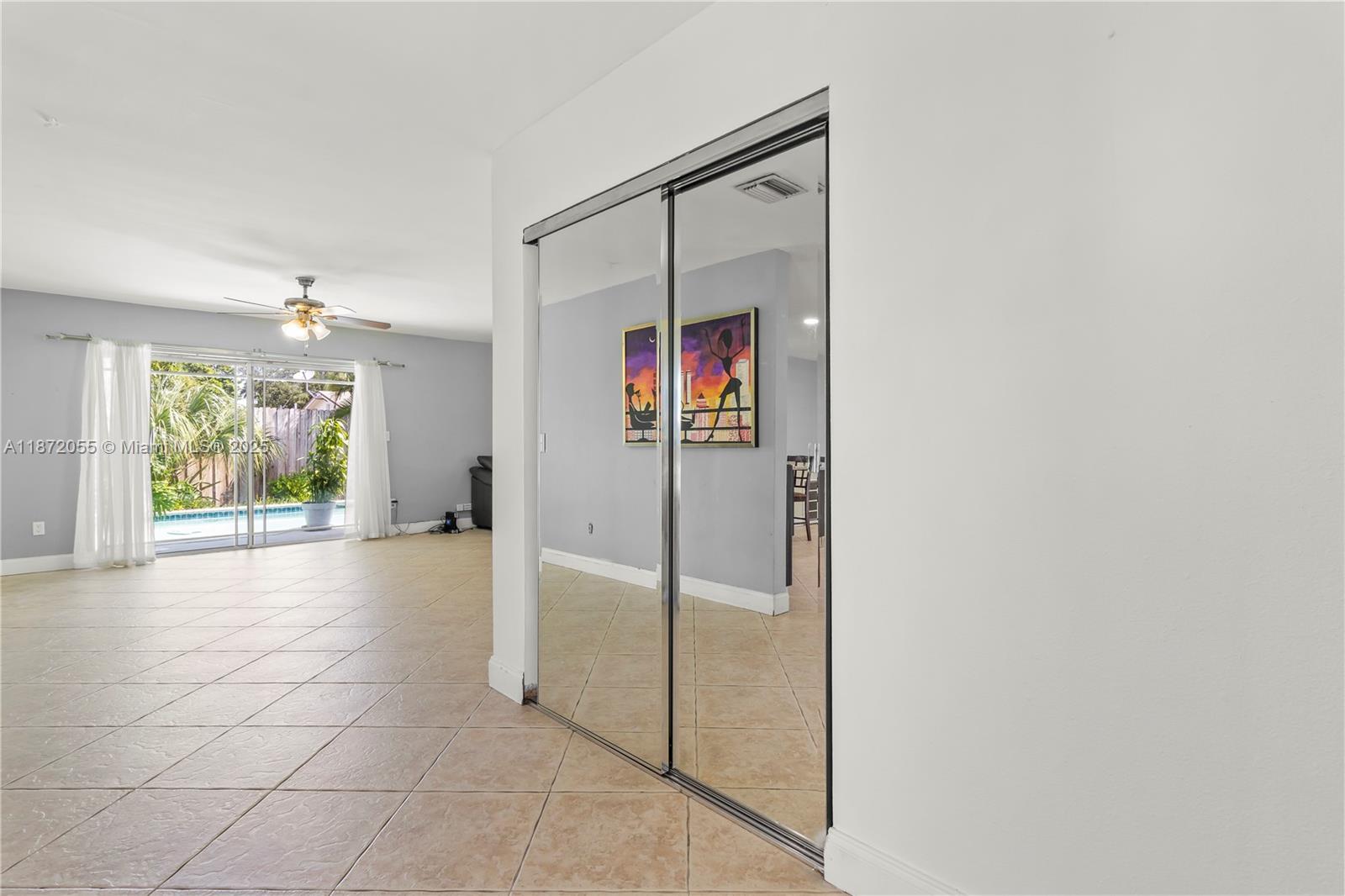 10615 Southwest 200th Street Cutler Bay, FL 33157 - Photo 8 of 35 a view of a interior of the house
