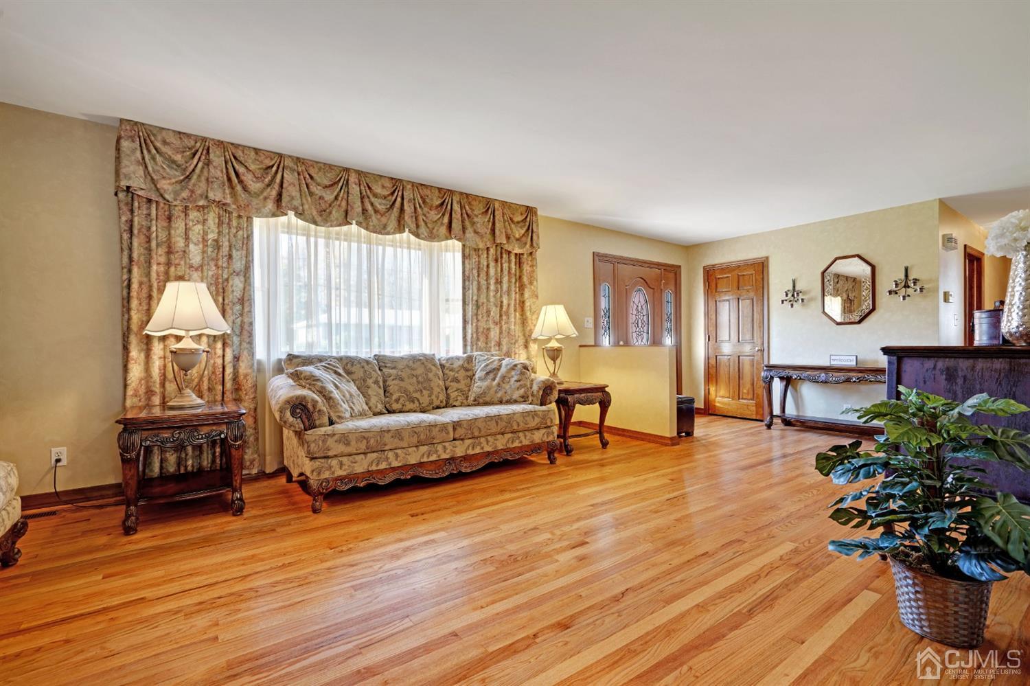 9 Starkin Road East Brunswick, NJ 08850 - Photo 8 of 57 Gallery Image 8