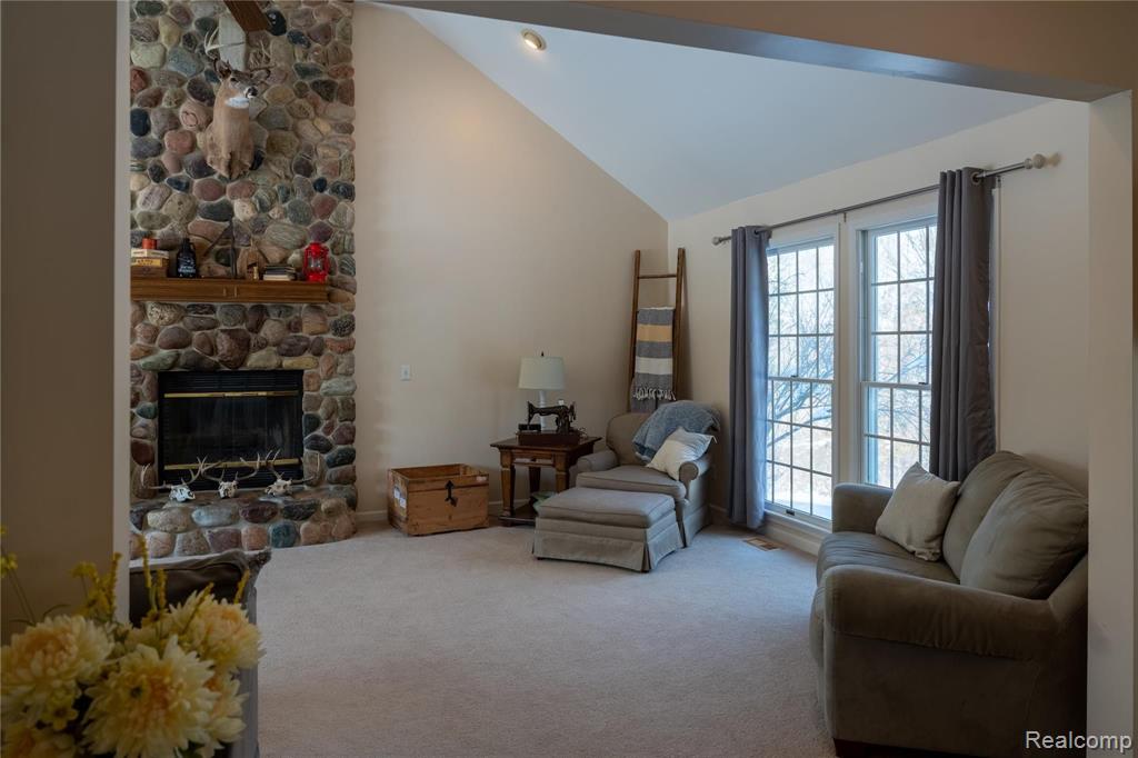 4350 South Mill Road Dryden, MI 48428 - Photo 18 of 56
