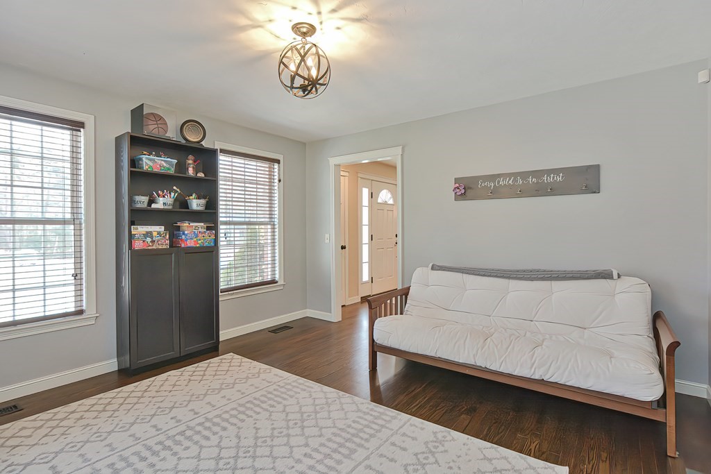 6 Bainbridge Road Bellingham, MA 02019 - Photo 16 of 40 Gallery Image 16