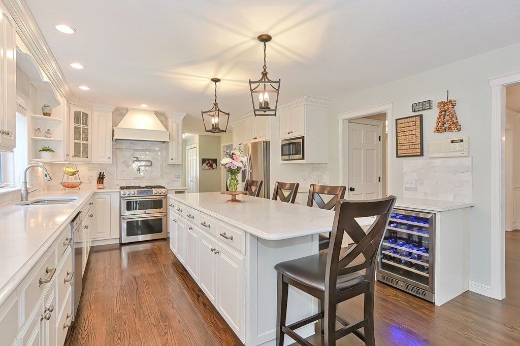 6 Bainbridge Road Bellingham, MA 02019 - Photo 6 of 40 Gallery Image 6