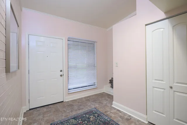 $307,500 | 410 Berlin Drive, Knoxville, TN 37923