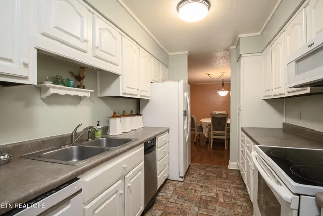 $307,500 | 410 Berlin Drive, Knoxville, TN 37923