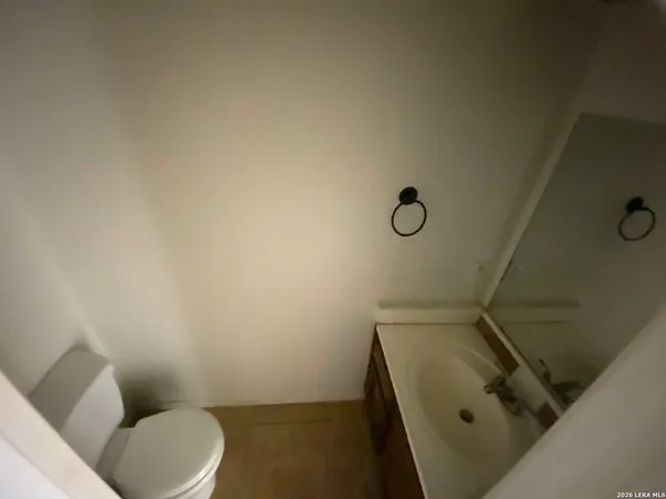 $895 | 10555 Starcrest Drive, San Antonio, TX 78217