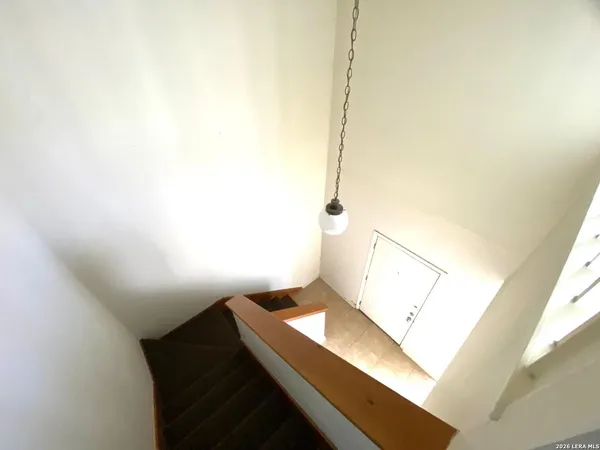 $895 | 10555 Starcrest Drive, San Antonio, TX 78217