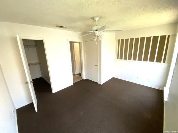 $895 | 10555 Starcrest Drive, San Antonio, TX 78217