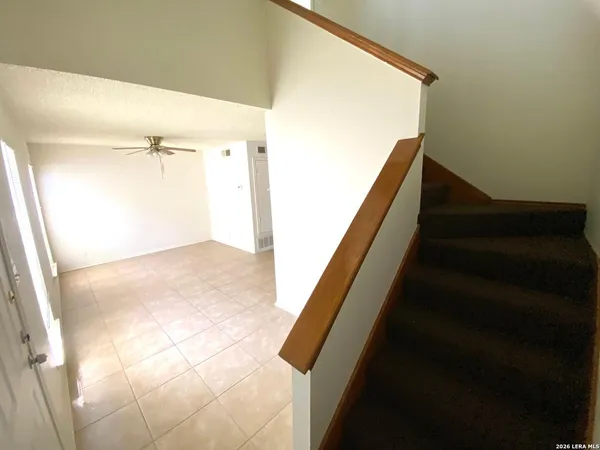 $895 | 10555 Starcrest Drive, San Antonio, TX 78217