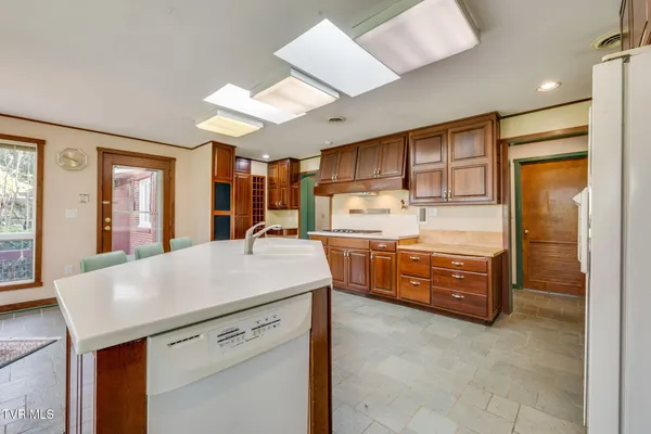 $2,510,000 | 1939 Riverport Road, Kingsport, TN 37660