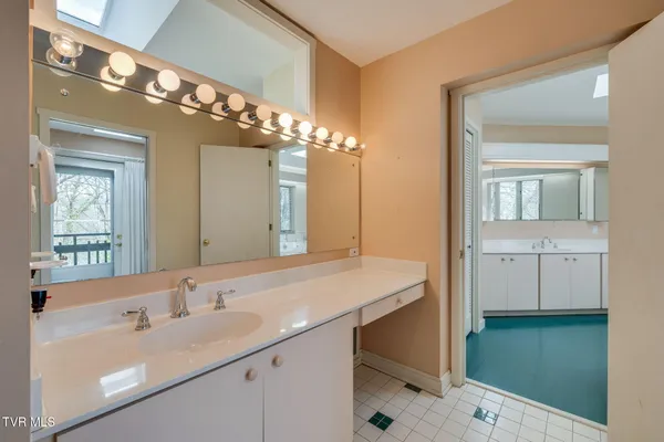 $2,510,000 | 1939 Riverport Road, Kingsport, TN 37660