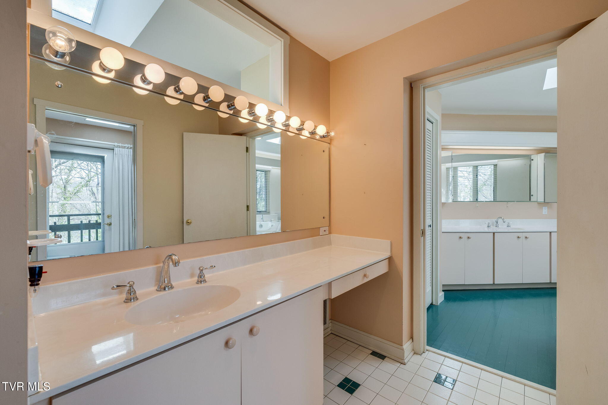 1939 Riverport Road Kingsport, TN 37660 - Photo 43 of 125 210