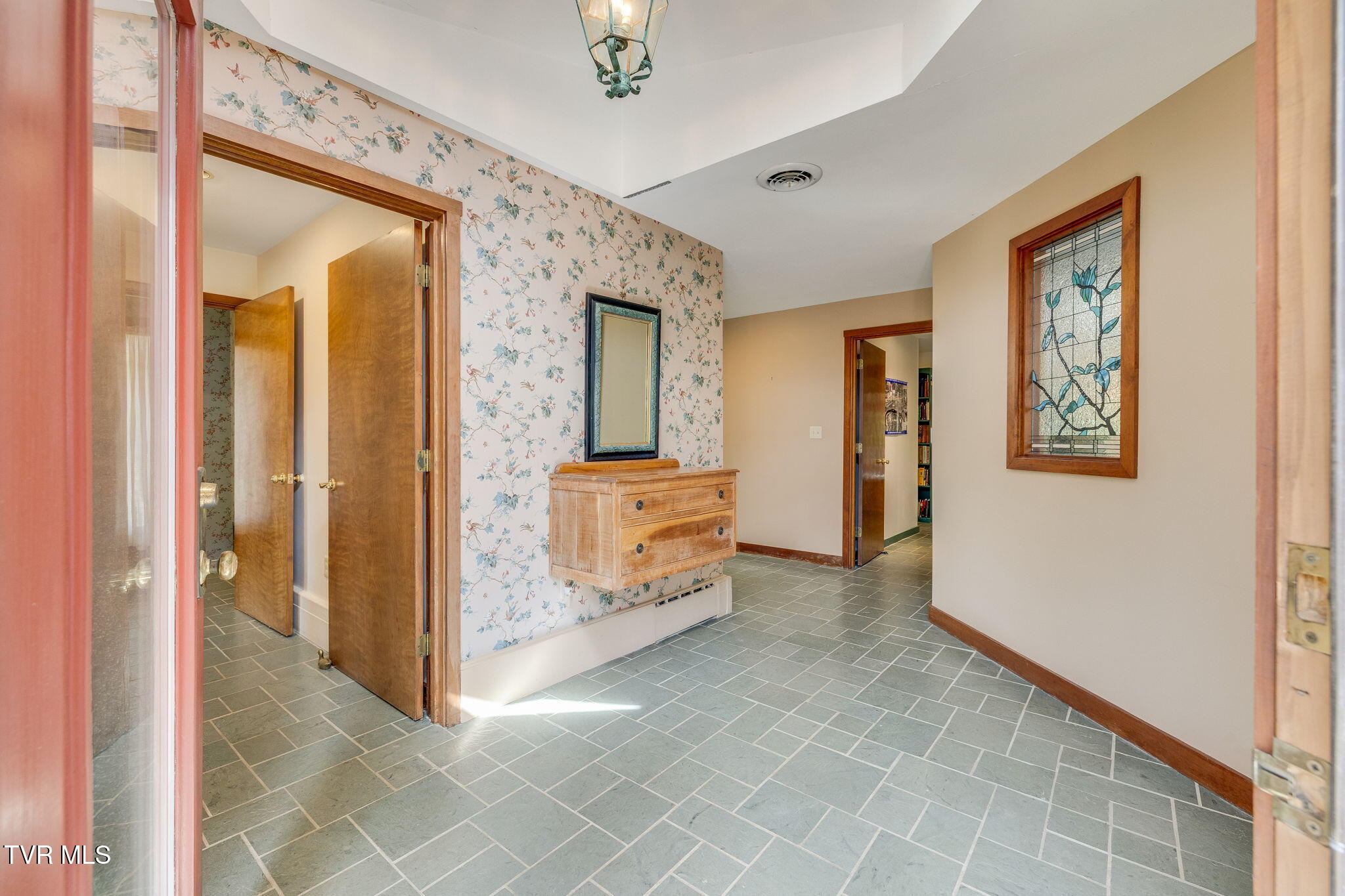 1939 Riverport Road Kingsport, TN 37660 - Photo 6 of 125 501