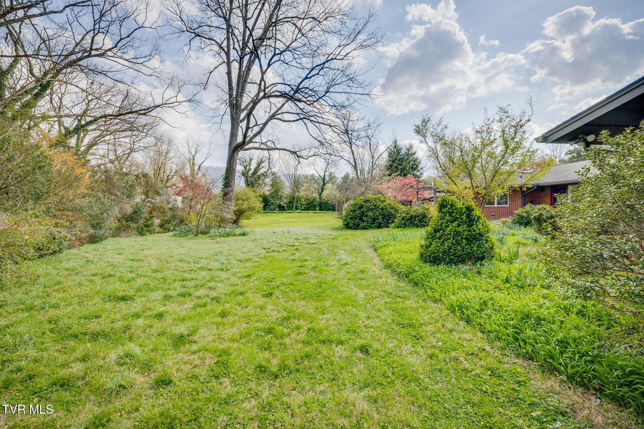 1939 Riverport Road Kingsport, TN 37660 - Photo 86 of 125 010