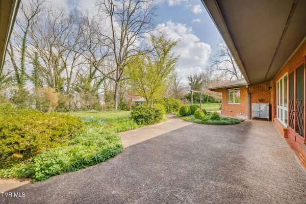 $2,510,000 | 1939 Riverport Road, Kingsport, TN 37660