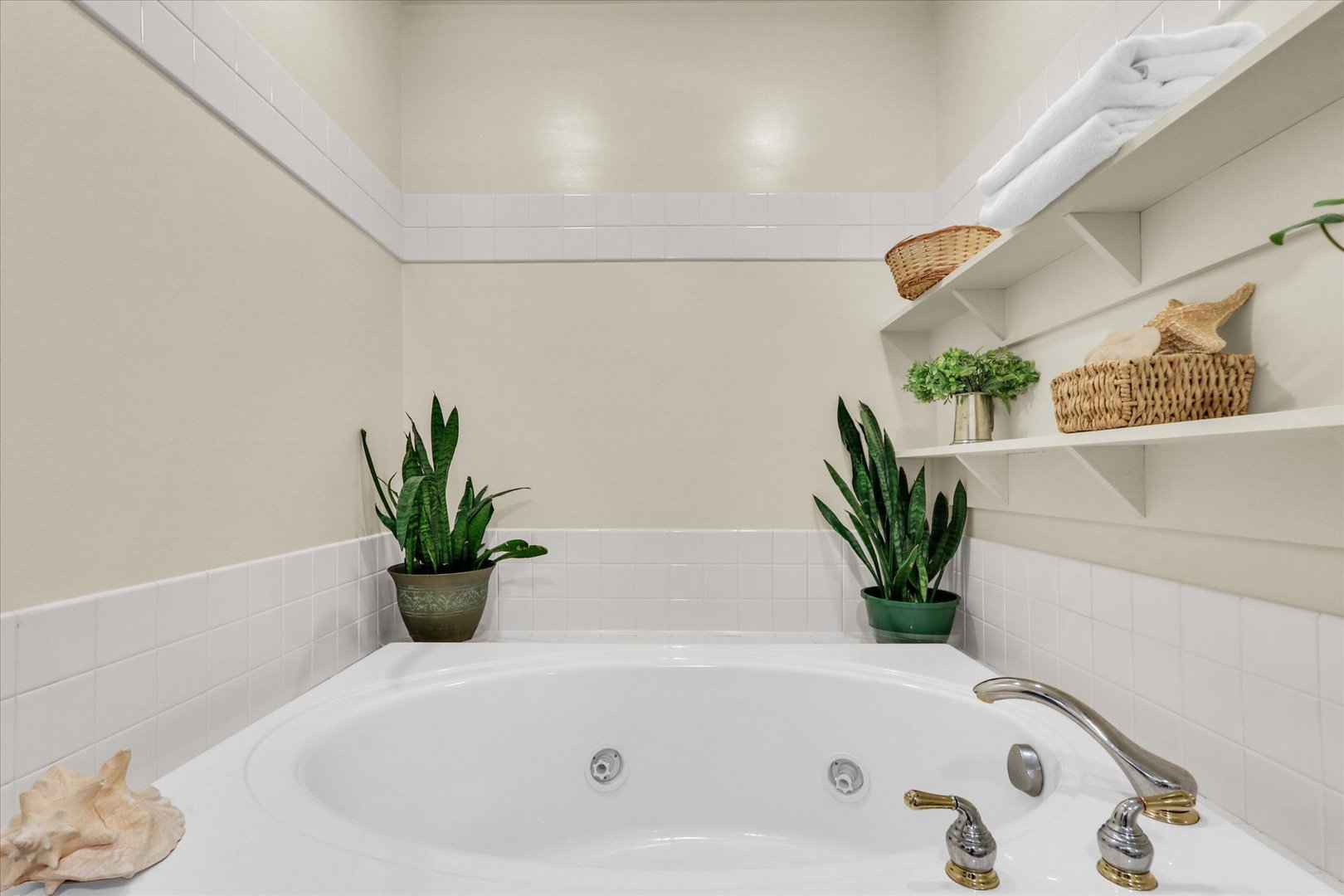 29 Fields East Champaign, IL 61822 - Photo 28 of 46 a white bath tub sitting in a bathroom