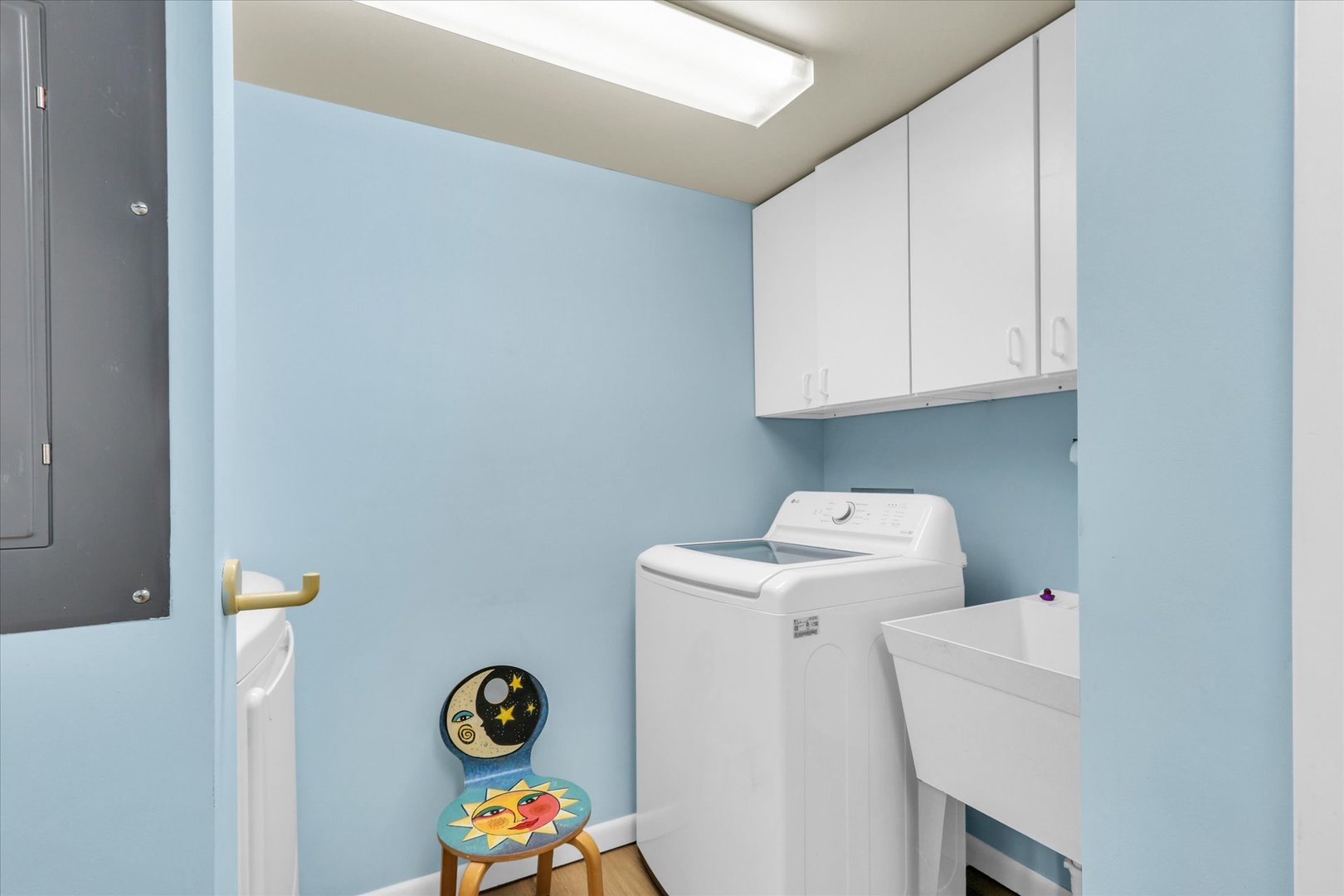 29 Fields East Champaign, IL 61822 - Photo 31 of 46 a utility room with dryer and washer