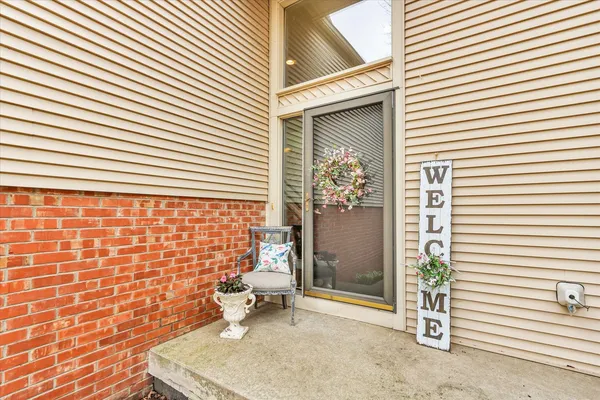 $315,000 | 29 Fields East, Champaign, IL 61822