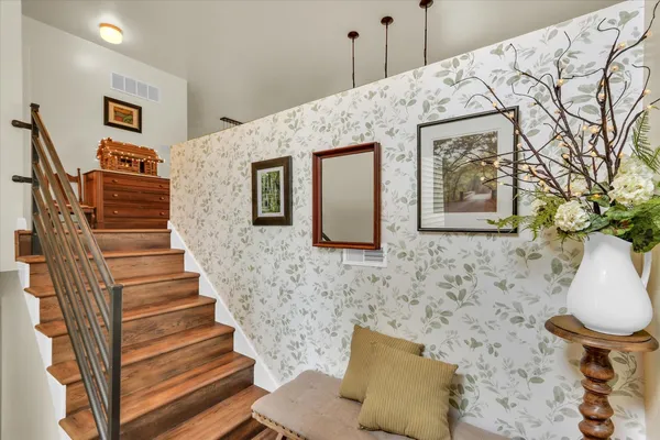 $315,000 | 29 Fields East, Champaign, IL 61822