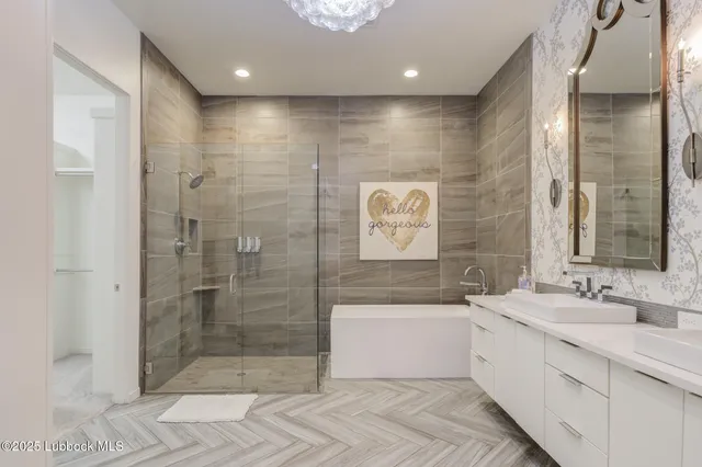 $855,000 | 11604 Uxbridge Avenue, Lubbock, TX 79424