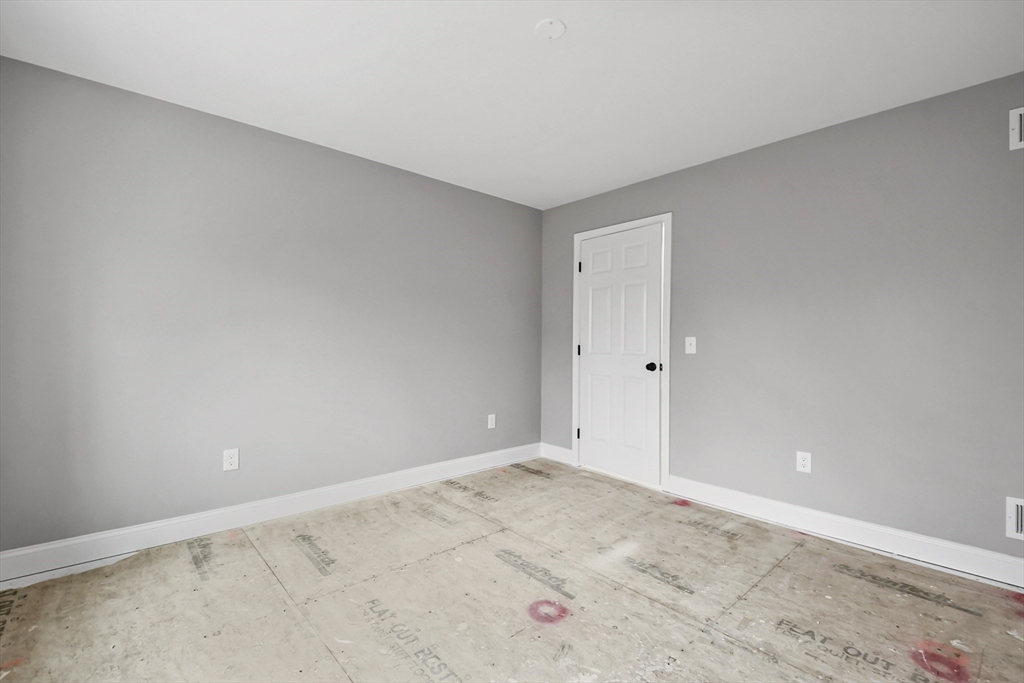 4 Swansom Road Swansea, MA 02777 - Photo 19 of 40