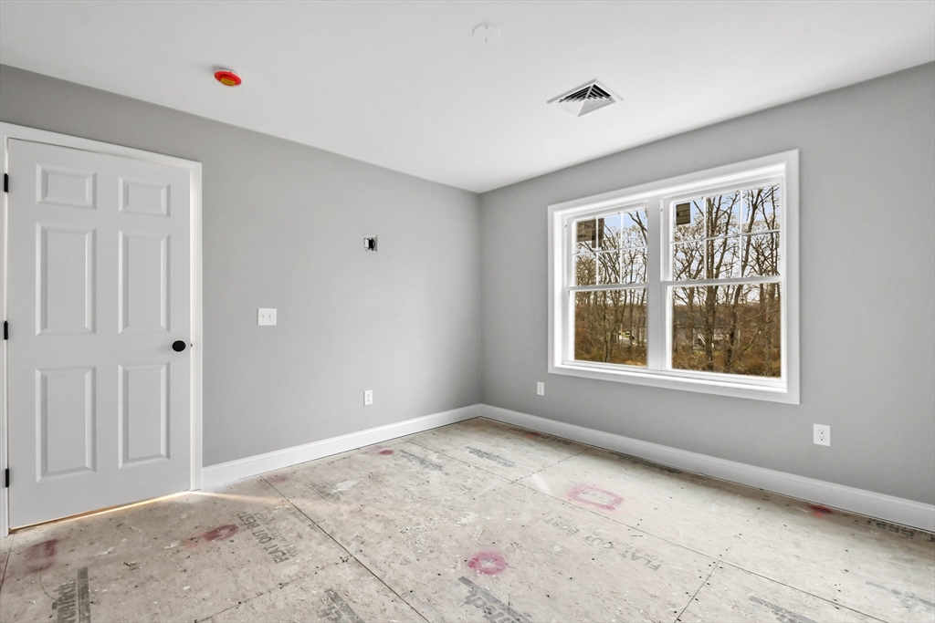 4 Swansom Road Swansea, MA 02777 - Photo 20 of 40