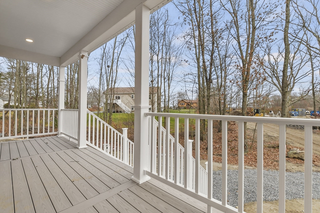 4 Swansom Road Swansea, MA 02777 - Photo 4 of 40