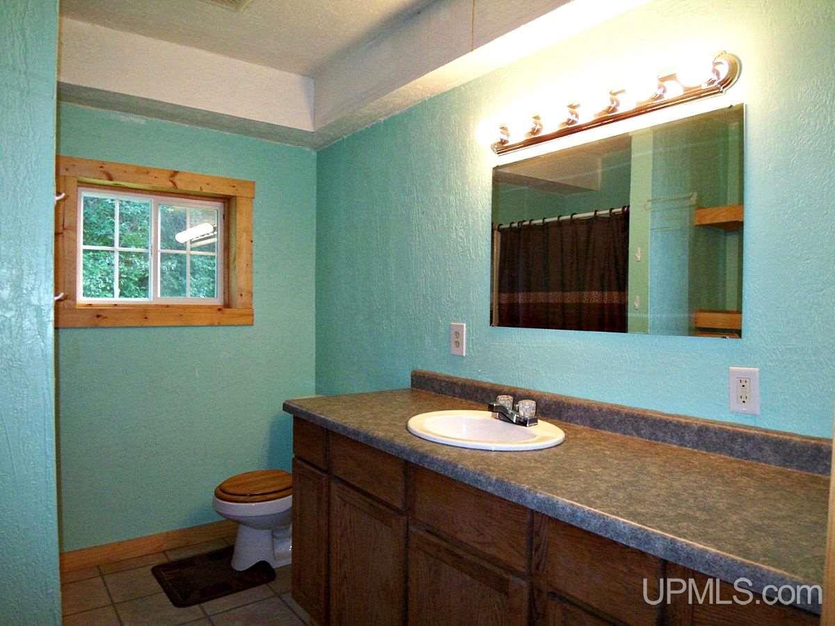 17835 North Holmes Junction Plat Road West Pembine, WI 54156 - Photo 18 of 29