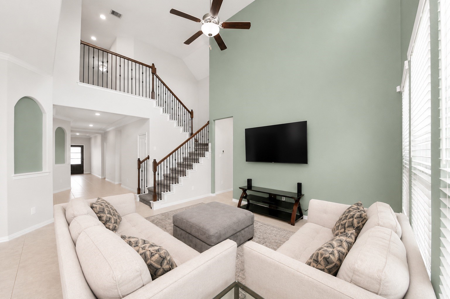 4537 Whitehaven Pine Way Rosharon, TX 77583 - Photo 8 of 35
