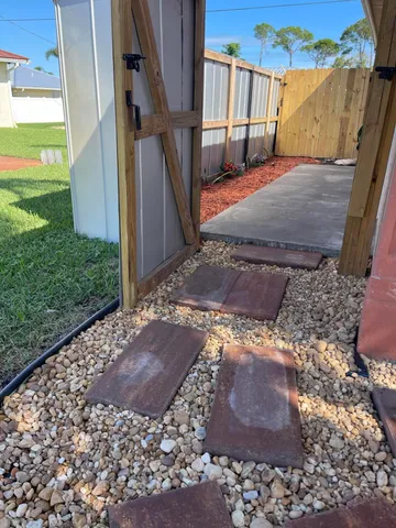 $1,450 | 5753 Southeast Mercedes Avenue, Stuart, FL 34997