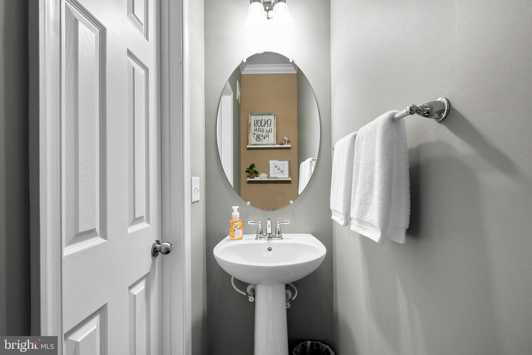 43368 Town Gate Square Chantilly, VA 20152 - Photo 12 of 33