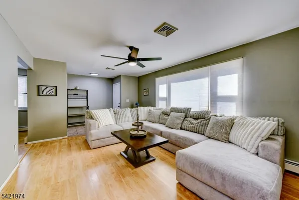 $500,000 | 72 Pine Street, Bridgewater, NJ 08807