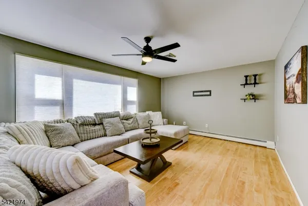 $500,000 | 72 Pine Street, Bridgewater, NJ 08807