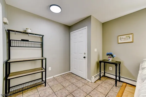 $500,000 | 72 Pine Street, Bridgewater, NJ 08807