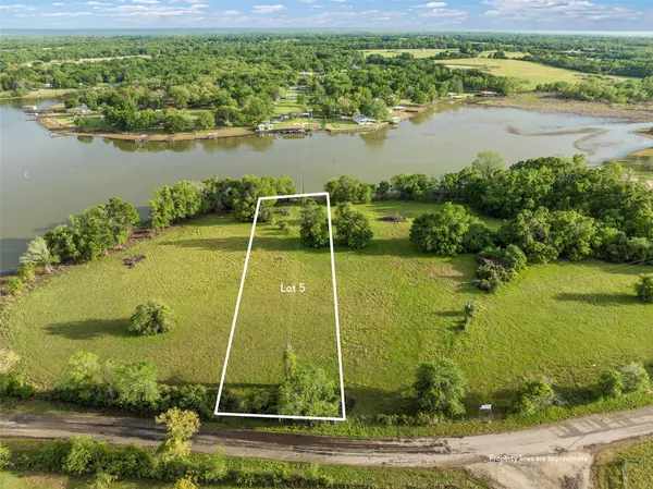 $129,900 | Lot 5 Lcr 740, Thornton, TX 76687