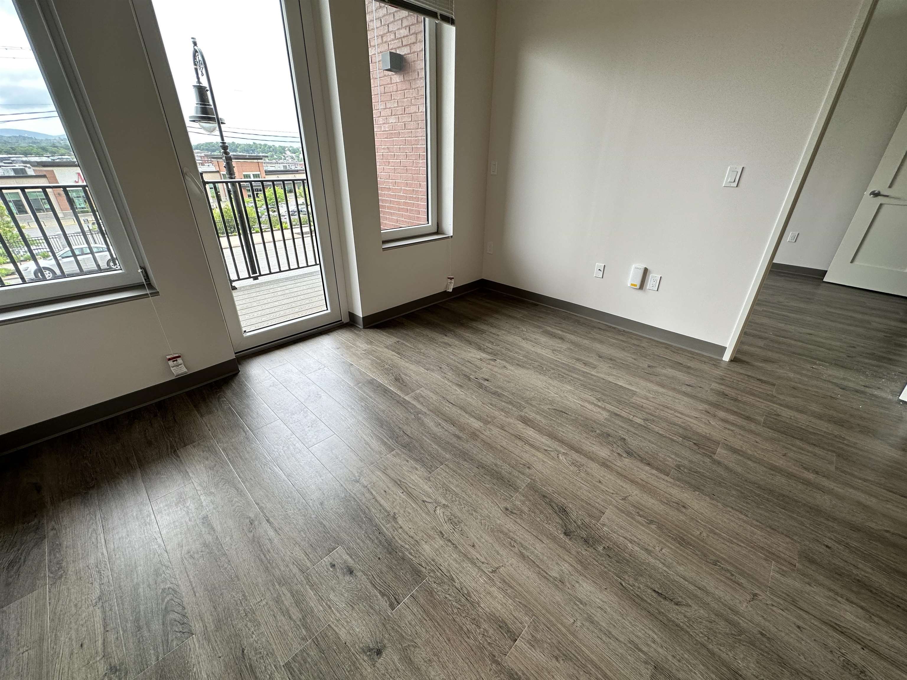 409 Elm Street, Unit 503 Manchester, NH 03101 - Photo 11 of 39