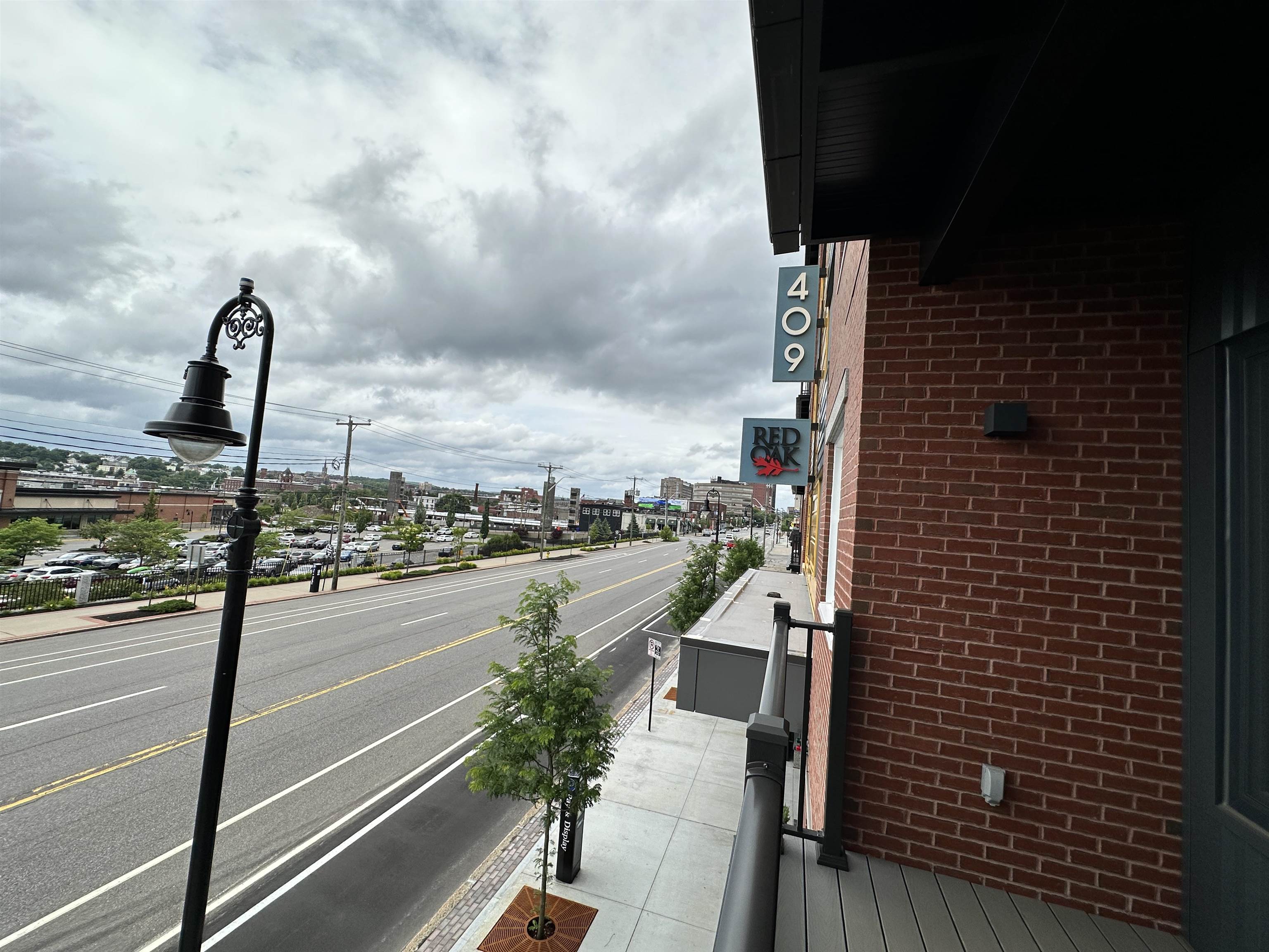 409 Elm Street, Unit 503 Manchester, NH 03101 - Photo 14 of 39