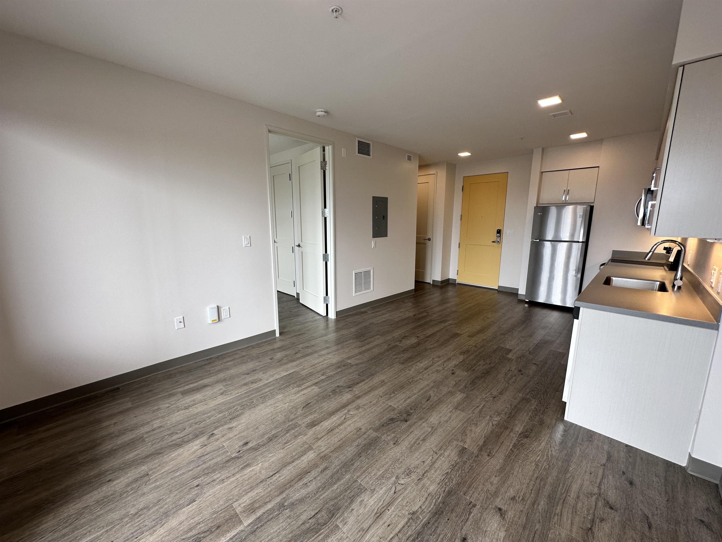 409 Elm Street, Unit 503 Manchester, NH 03101 - Photo 16 of 39