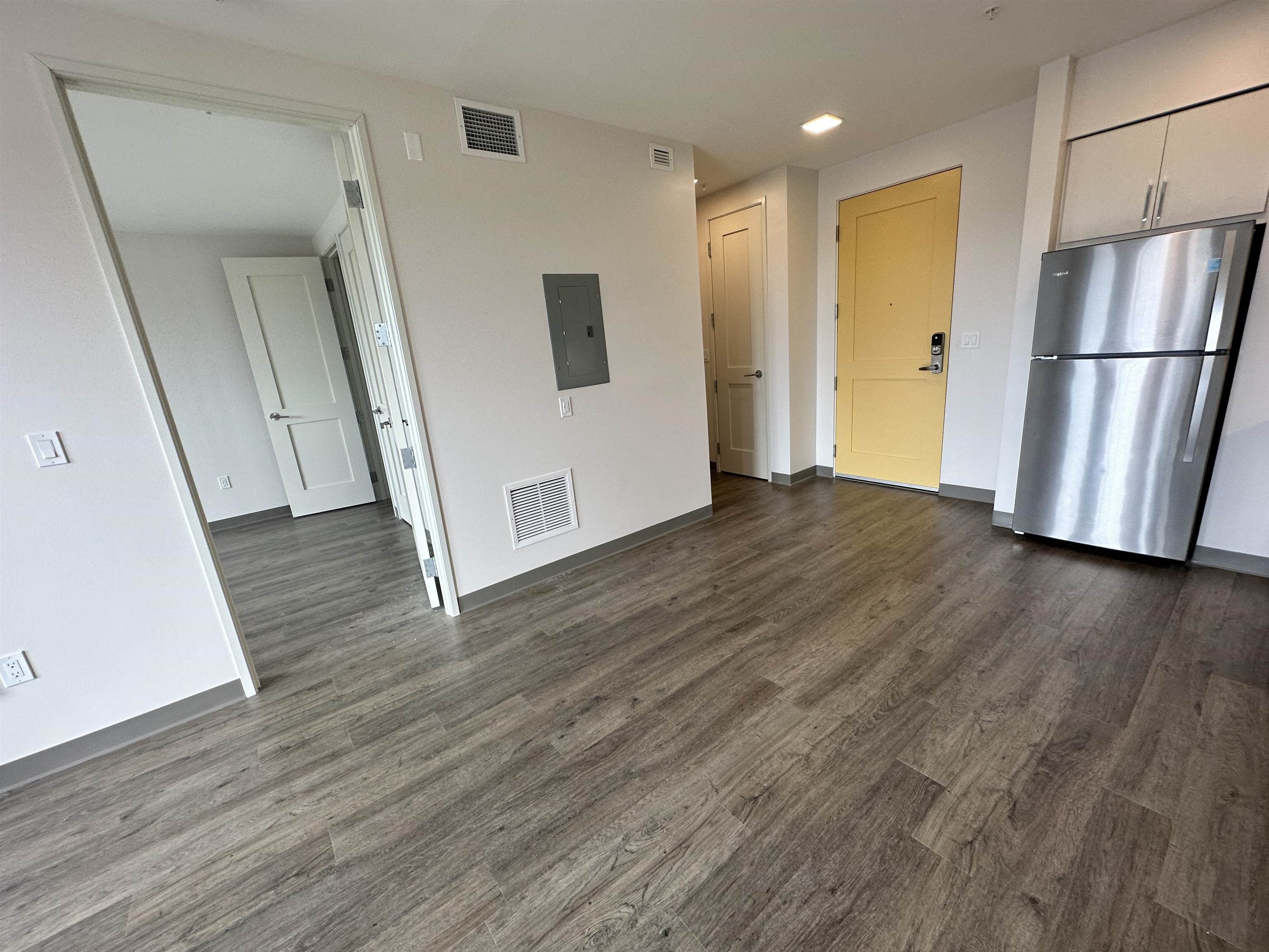 409 Elm Street, Unit 503 Manchester, NH 03101 - Photo 18 of 39