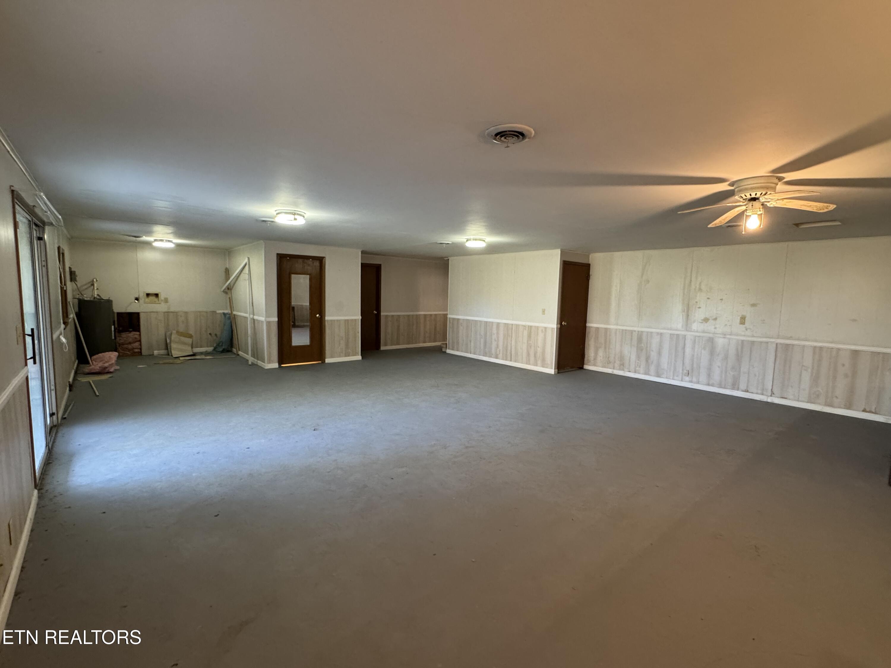 211 Black Oak Road Oneida, TN 37841 - Photo 22 of 44 IMG_3201