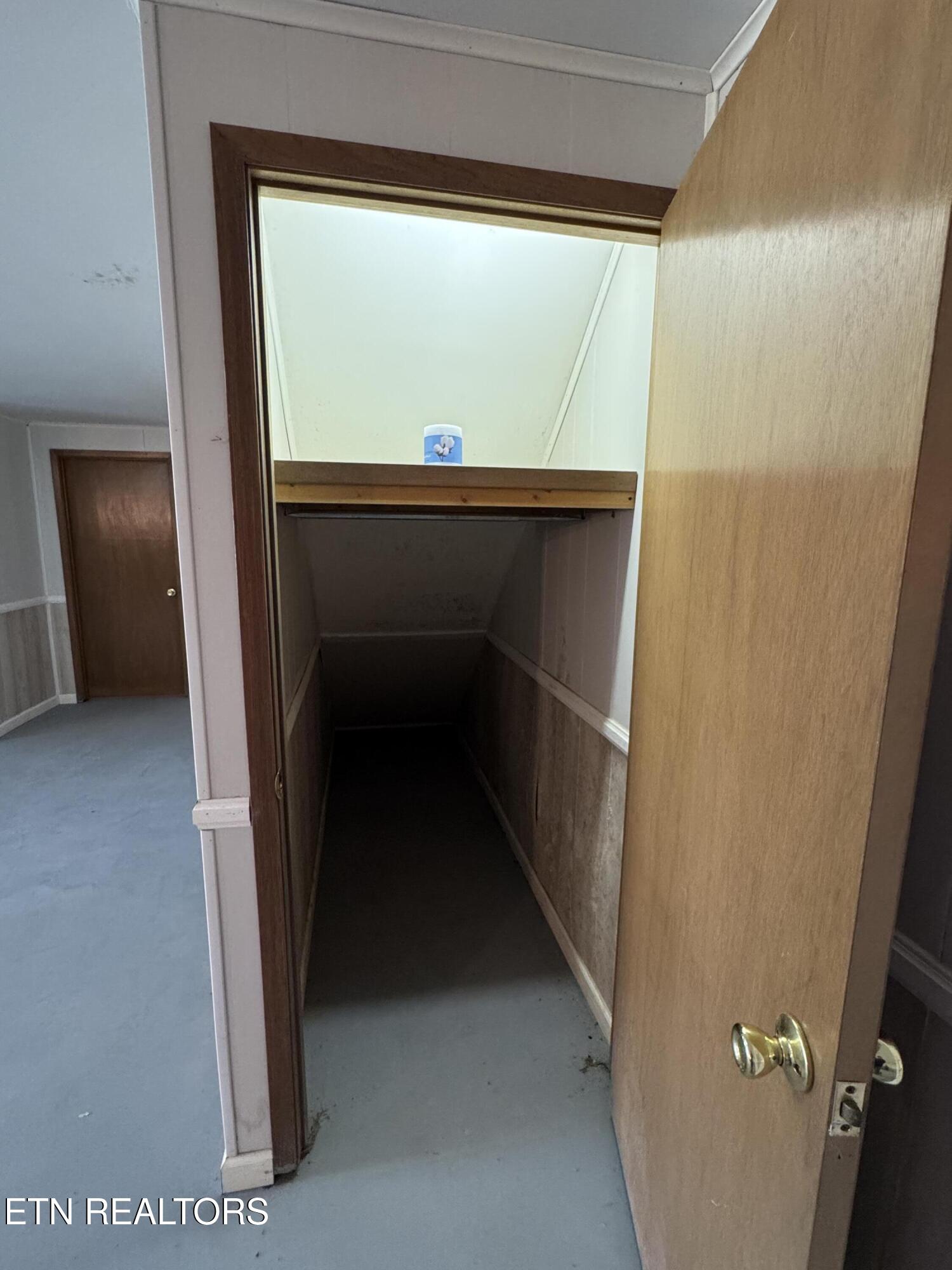 211 Black Oak Road Oneida, TN 37841 - Photo 25 of 44 IMG_3204