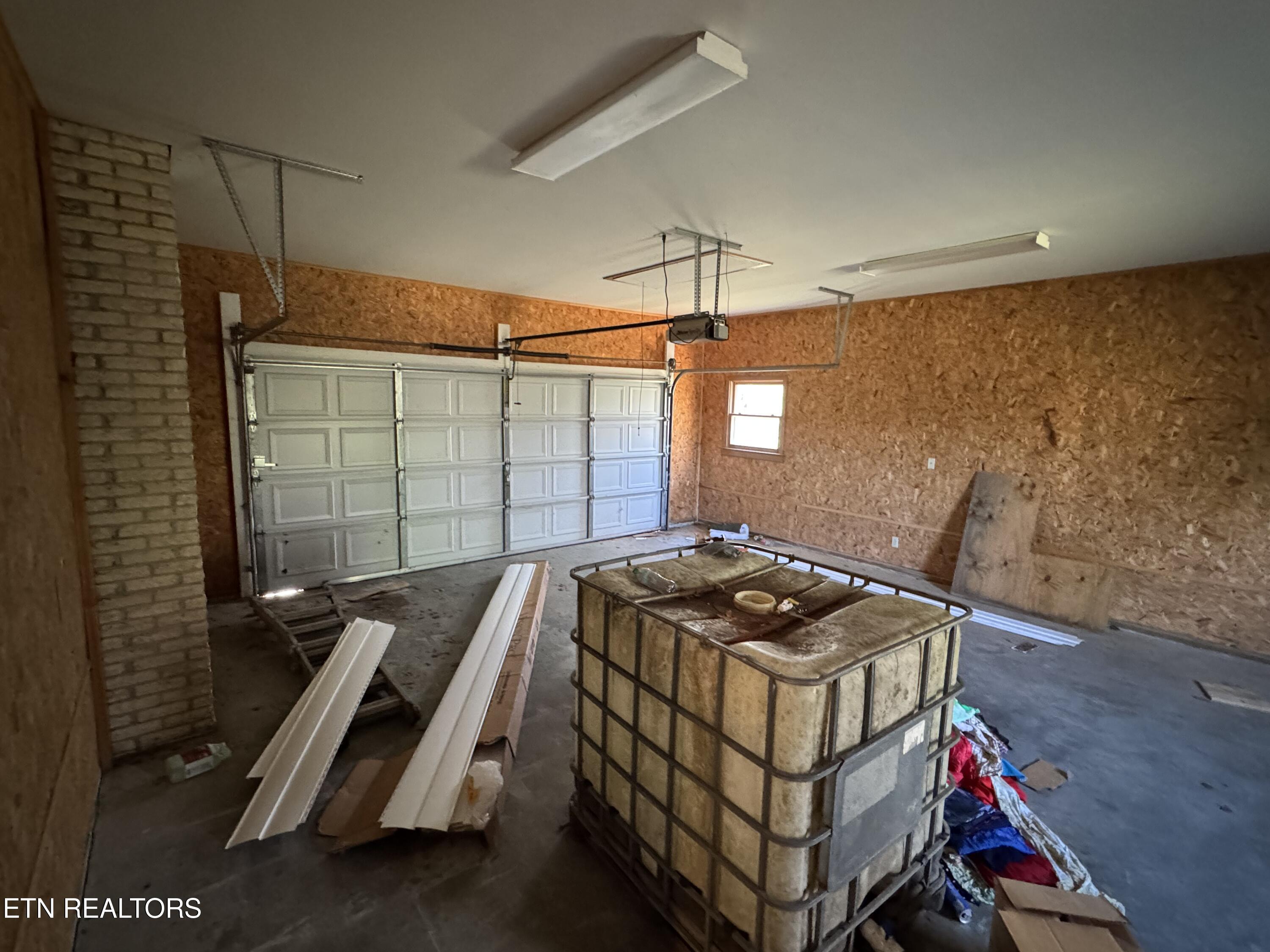 211 Black Oak Road Oneida, TN 37841 - Photo 33 of 44 IMG_3212