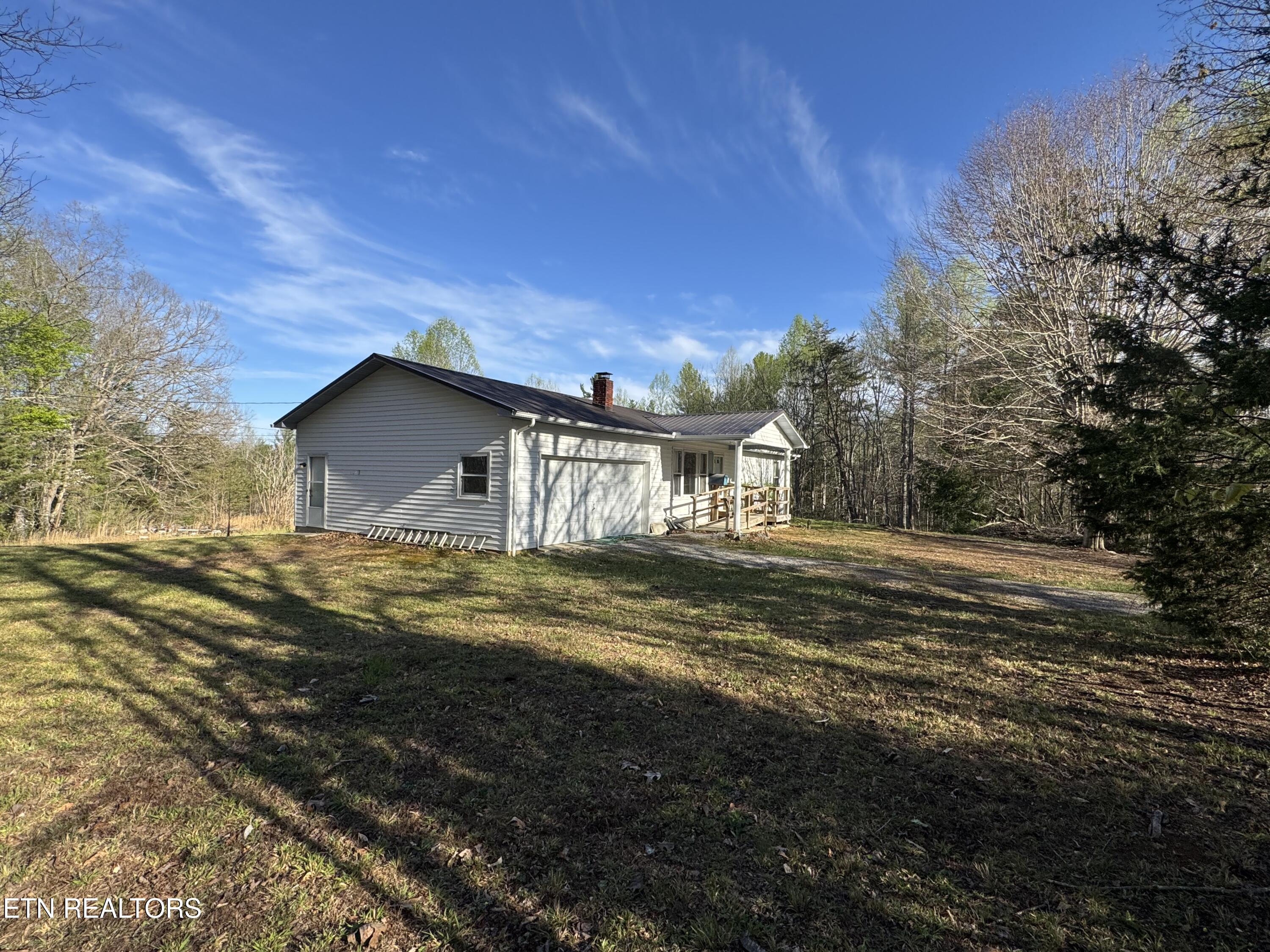 211 Black Oak Road Oneida, TN 37841 - Photo 43 of 44 IMG_3222