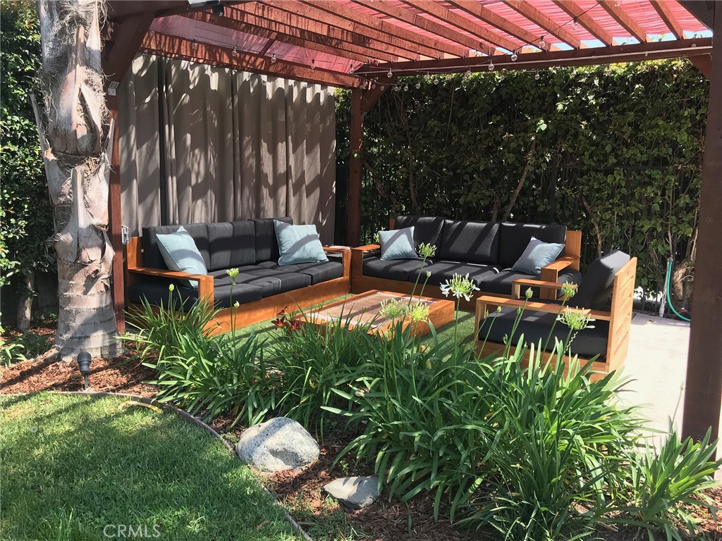 2129 Garfias Drive Pasadena, CA 91104 - Photo 13 of 14