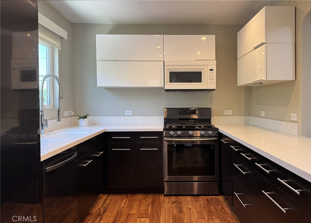 2129 Garfias Drive Pasadena, CA 91104 - Photo 4 of 14