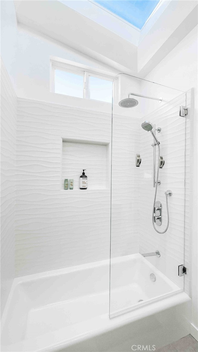 2129 Garfias Drive Pasadena, CA 91104 - Photo 7 of 14